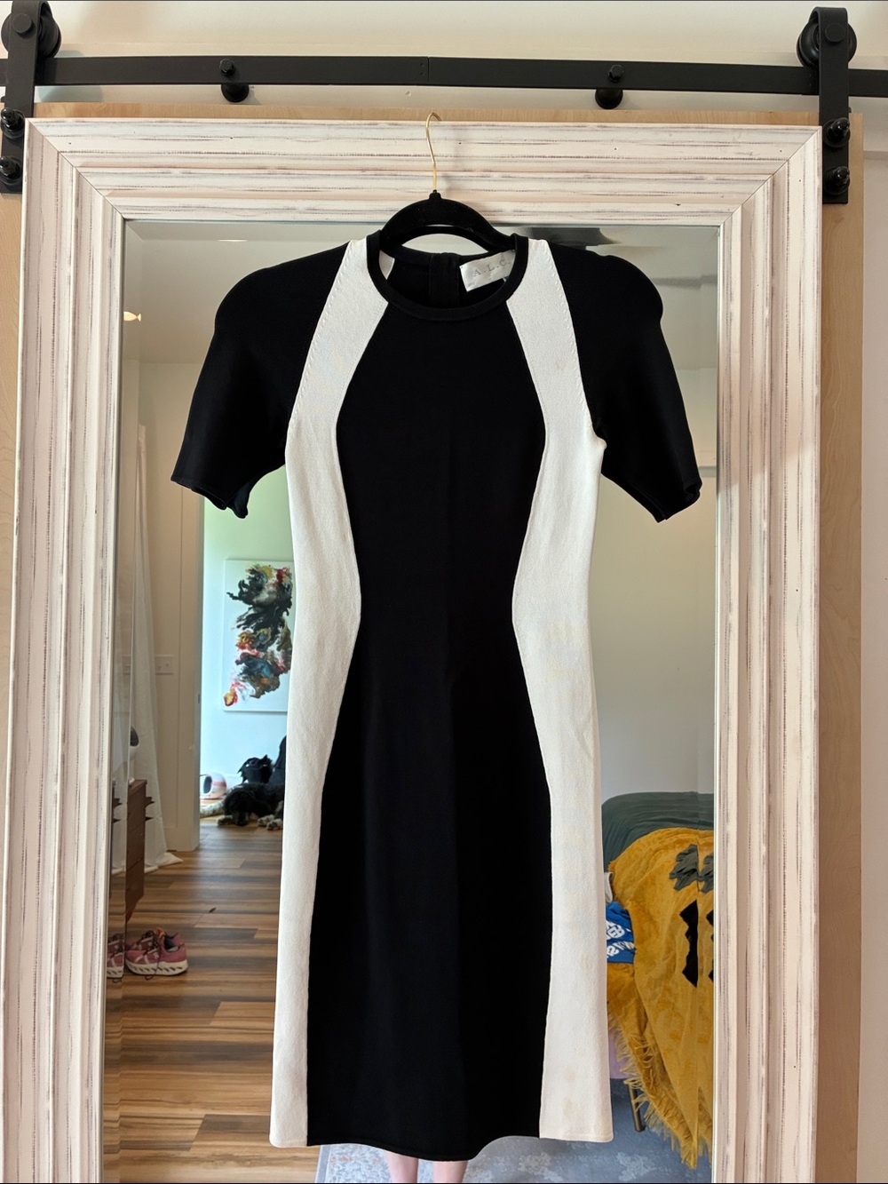 A.L.C. Black and‎ White Short-Sleeve Sheath Dress Size Small